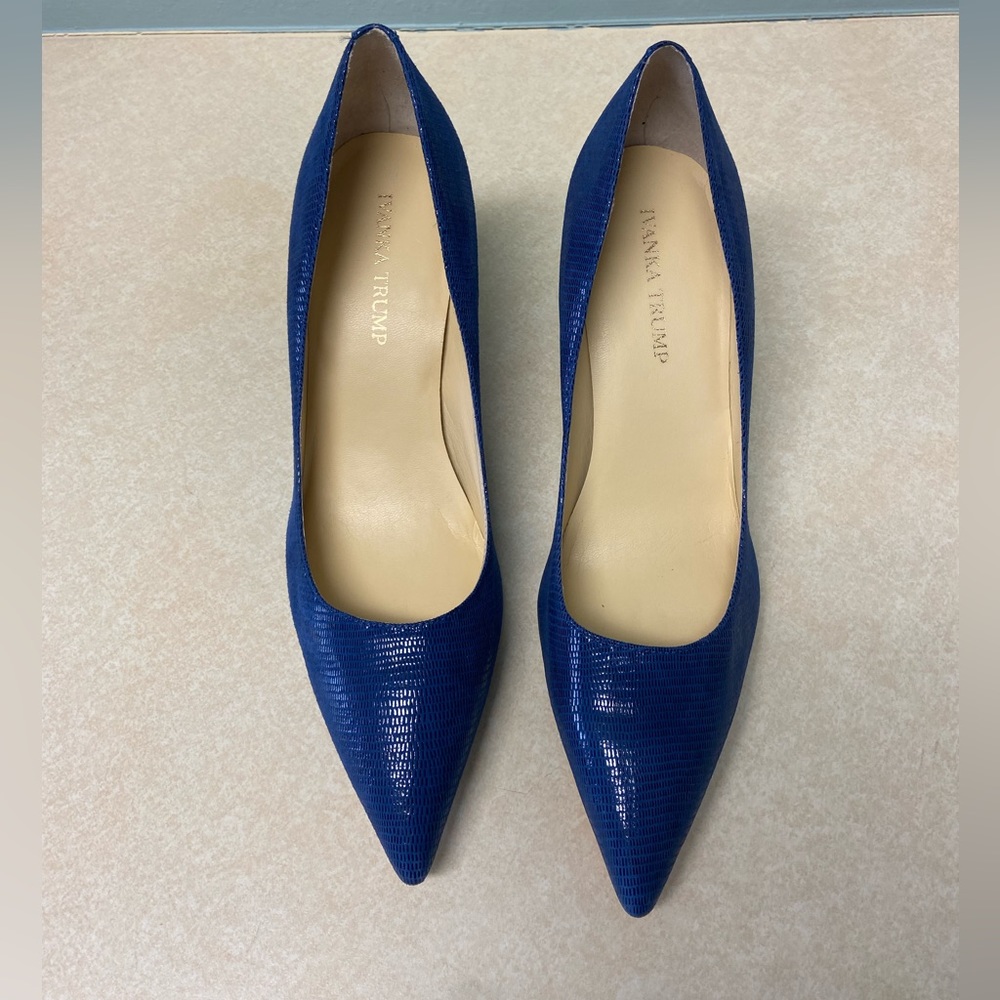 NWOT Blue Ivanka Trump Pumps